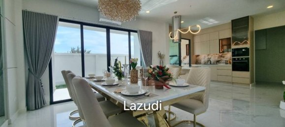 4 bedrooms Villa in Pattaya, Thailand No. 26130 7