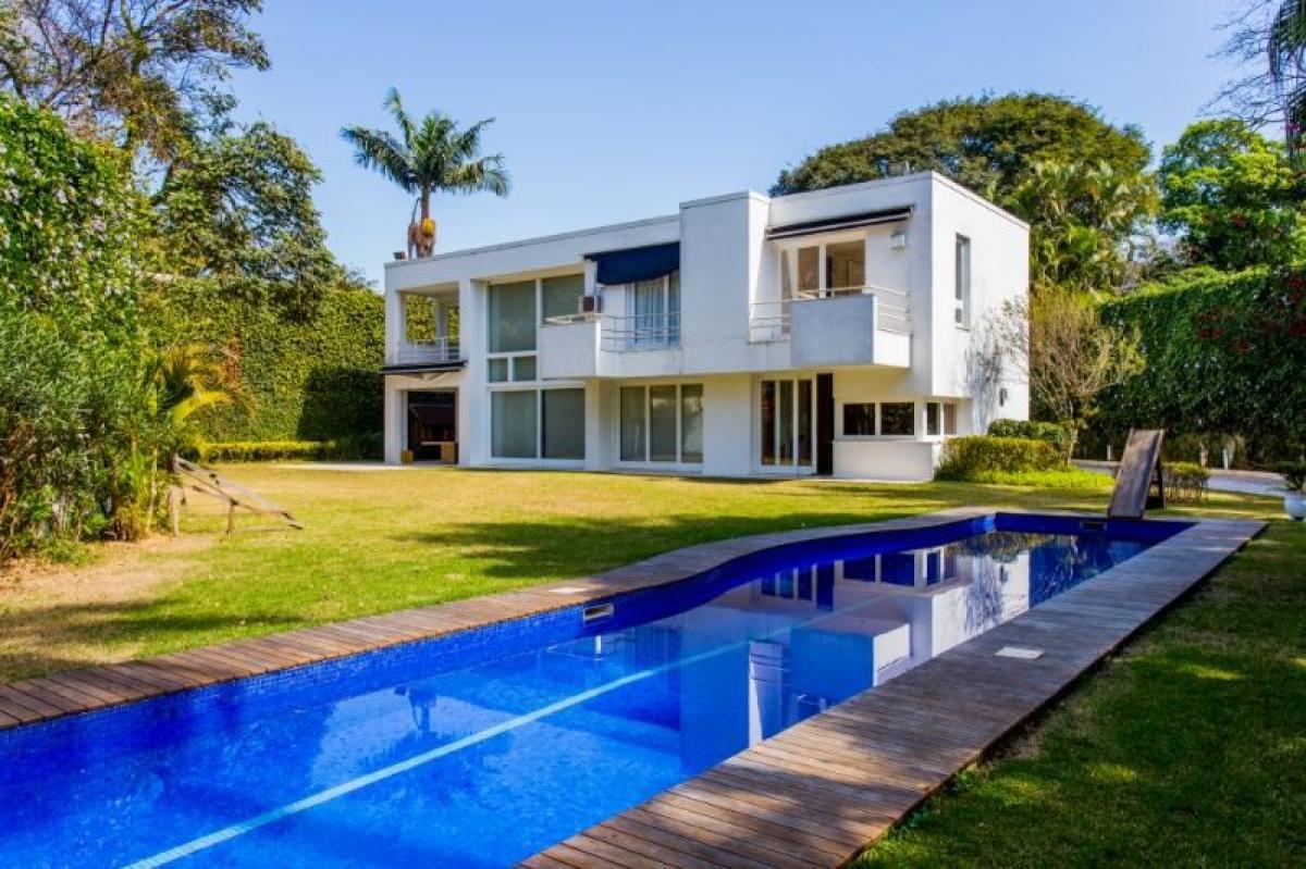 Дом с 4 спальнями в Сан-Паулу, Бразилия № 467220