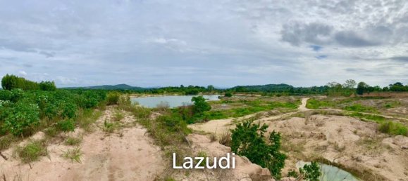  Commercial property in Pattaya, Thailand No. 23793 3