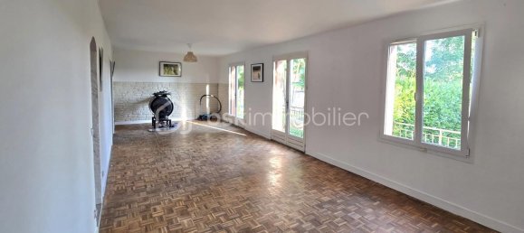 3 chambres Maison à Nangis, France No. 325382 2