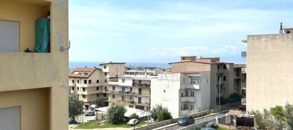 4 Schlafzimmer Wohnung in Reggio Calabria, Italy, Nr. 354030 12
