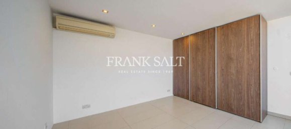 Penthouse T4 em Sliema, Malta N.º 2679 3