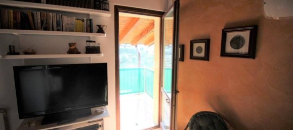 Studio in Pradalunga, Italy No. 152430 9