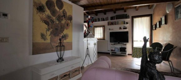 Studio in Pradalunga, Italy No. 152430 4