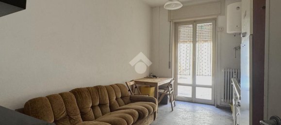 3 rooms Apartment in Parma, Italy No. 284223 18