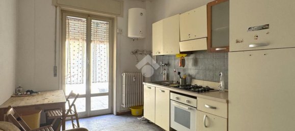 3 rooms Apartment in Parma, Italy No. 284223 13