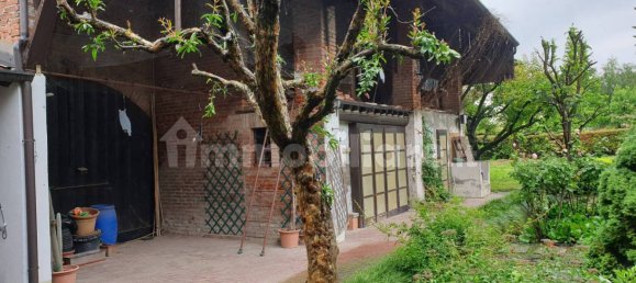 4 bedrooms Villa in Torre de' Picenardi, Italy No. 127479 6