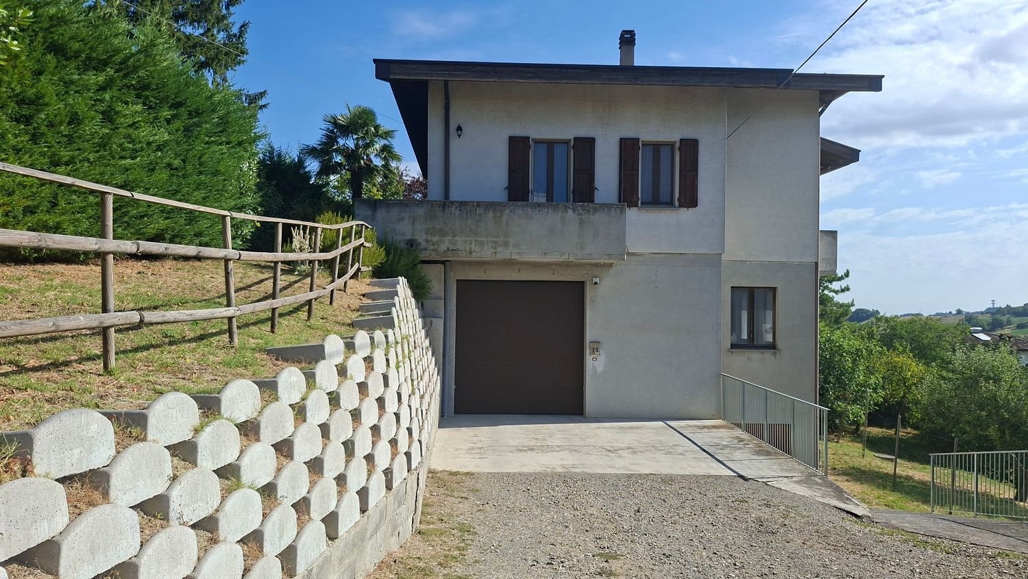 Дом с 5 комнатами в Сальсомаджоре Терме, Италия № 267553