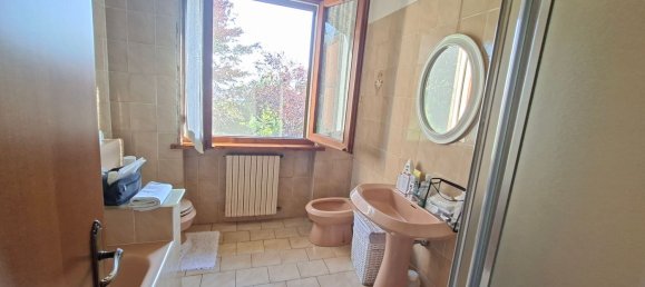 Дом с 5 комнатами в Сальсомаджоре Терме, Италия № 267553 24