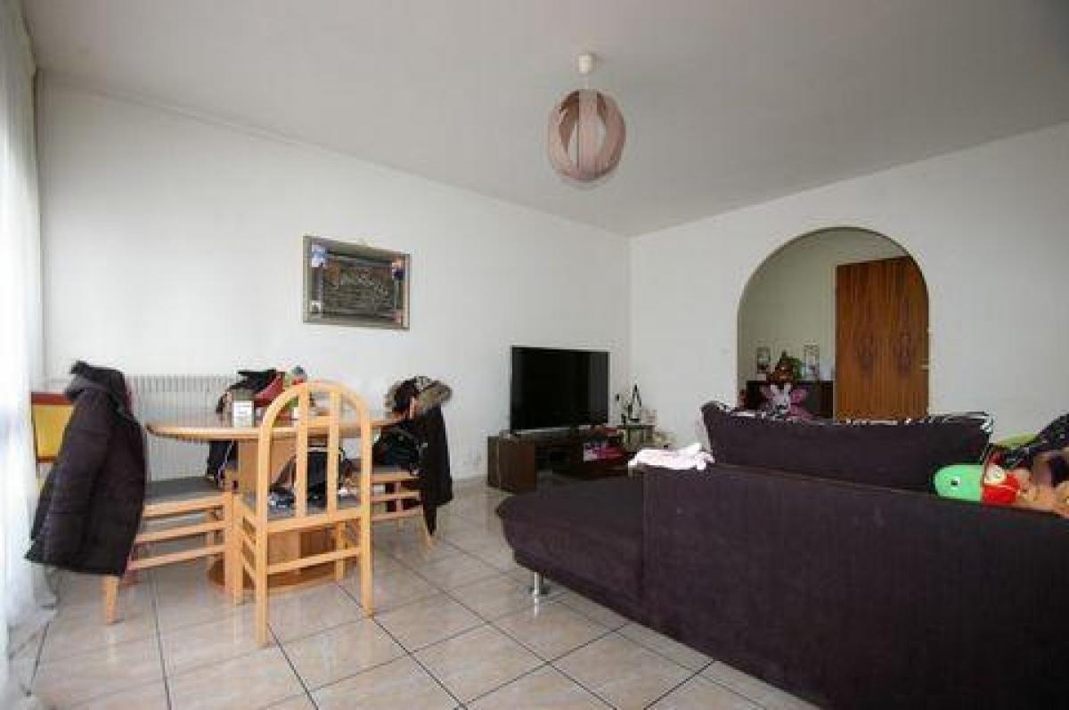 Condominio de 2 dormitorios en Dijon, France No. 10642