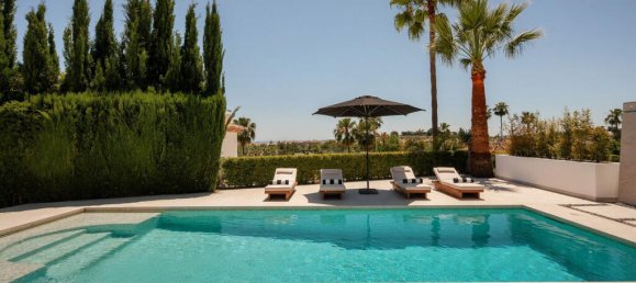 5 bedrooms Villa in Marbella, Spain No. 276687 11