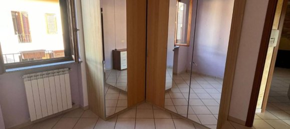 3 rooms Apartment in Vidigulfo, Italy No. 157553 10