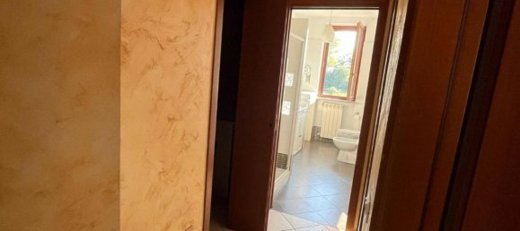 3 rooms Apartment in Vidigulfo, Italy No. 157553 12