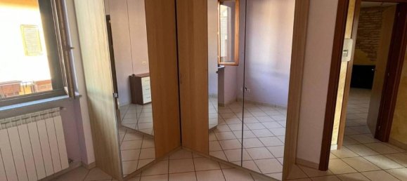 3 rooms Apartment in Vidigulfo, Italy No. 157553 7