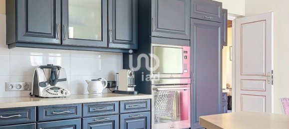 Замки и поместья с 7 комнатами в Сен-Дульшар, Франция № 47264 14