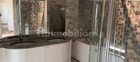 4 bedrooms Villa in Florence, Italy No. 325094 36