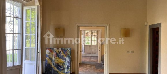 4 bedrooms Villa in Florence, Italy No. 325094 27
