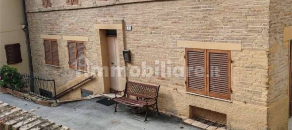 3 bedrooms House in Morrovalle, Italy No. 88602 3