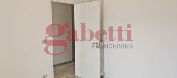 3 Schlafzimmer Wohnung in Venafro, Italy, Nr. 138217 12