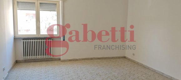 3 Schlafzimmer Wohnung in Venafro, Italy, Nr. 138217 11