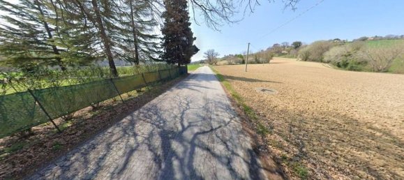 4 bedrooms Apartment in Mogliano, Italy No. 326889 10