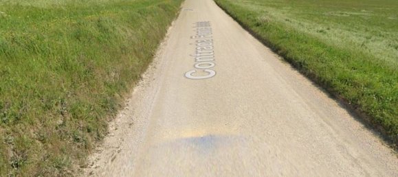 4 bedrooms Apartment in Mogliano, Italy No. 326889 2