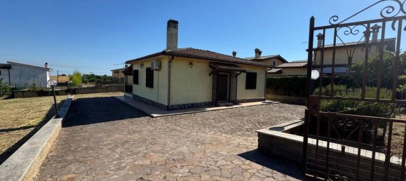 4 bedrooms Villa in Anguillara Sabazia, Italy No. 310813 14