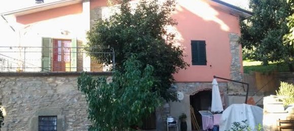 Дом с 3 спальнями в Фивиццано, Италия № 236097 15