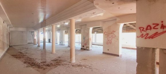 Imóvel comercial de 5 divisões em Vieste, Italy N.º 27001 7