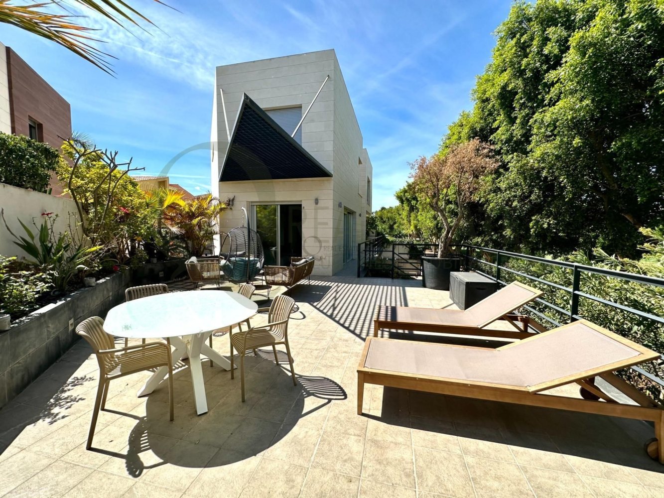 5 bedrooms House in Alicante, Spain No. 93588