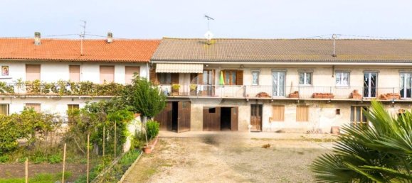 1 bedroom House in Cavallermaggiore, Italy No. 102021 12