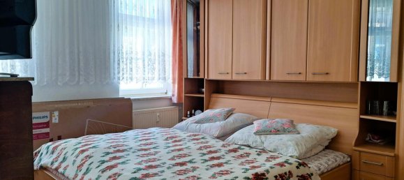 21 room Building in Vogtlandkreis, Germany No. 675 12