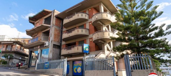 3 غرف نوم شقة في Adrano, Italy رقم 142459 26