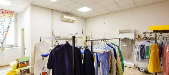 1غرفة عقار تجاري في Seregno, Italy رقم 264183 8