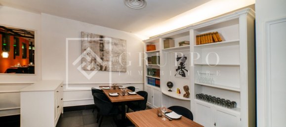 398m² Commercial property in Rome, Italy No. 315409 8