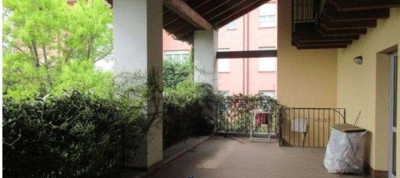 11-Zimmer Haus in Monza, Italy, Nr. 5269 6