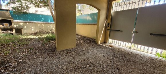 5 bedrooms House in Autignac, France No. 38061 6