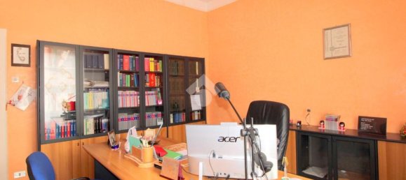 Квартира с 3 комнатами в Лучера, Италия № 117480 2