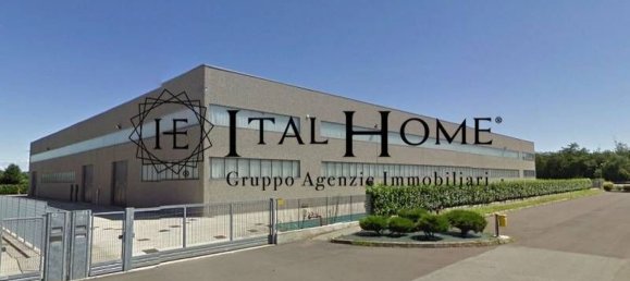 مستودع في Valmadrera, Italy 1370متر مربع رقم 5488 3