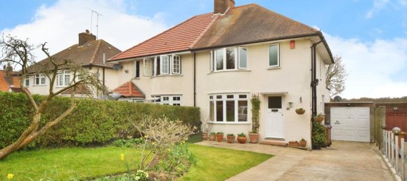 3 Schlafzimmer Haus in Potters Bar, United Kingdom, Nr. 11683 2