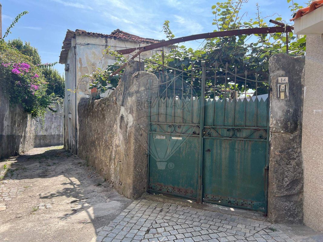 4 bedrooms House in Vila Nova de Gaia, Portugal No. 17966