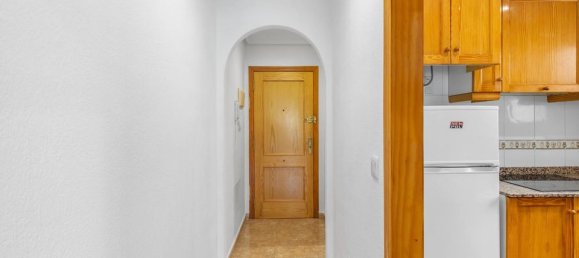 2 Schlafzimmer Wohnung in Torrevieja, Spain, Nr. 179485 4