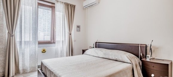 Apartamento de 5 dormitorios en Rome, Italy No. 357124 32