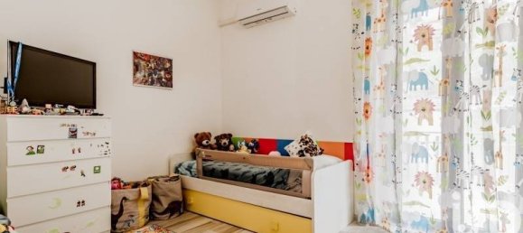 Apartamento de 5 dormitorios en Rome, Italy No. 357124 16