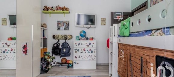 Apartamento de 5 dormitorios en Rome, Italy No. 357124 15