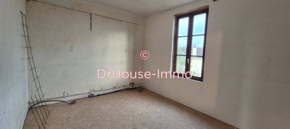 Casa de 3 dormitorios en Gargenville, France No. 137723 7