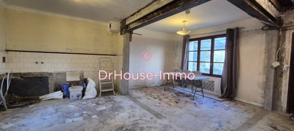 Casa de 3 dormitorios en Gargenville, France No. 137723 4