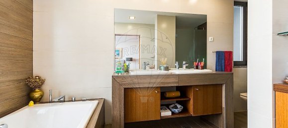 5 bedrooms House in Setubal, Portugal No. 19529 5