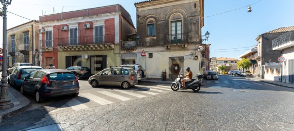 3 Schlafzimmer Haus in Viagrande, Italy, Nr. 327390 2