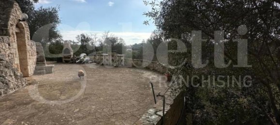 4 Schlafzimmer Haus in Ostuni, Italy, Nr. 29504 11